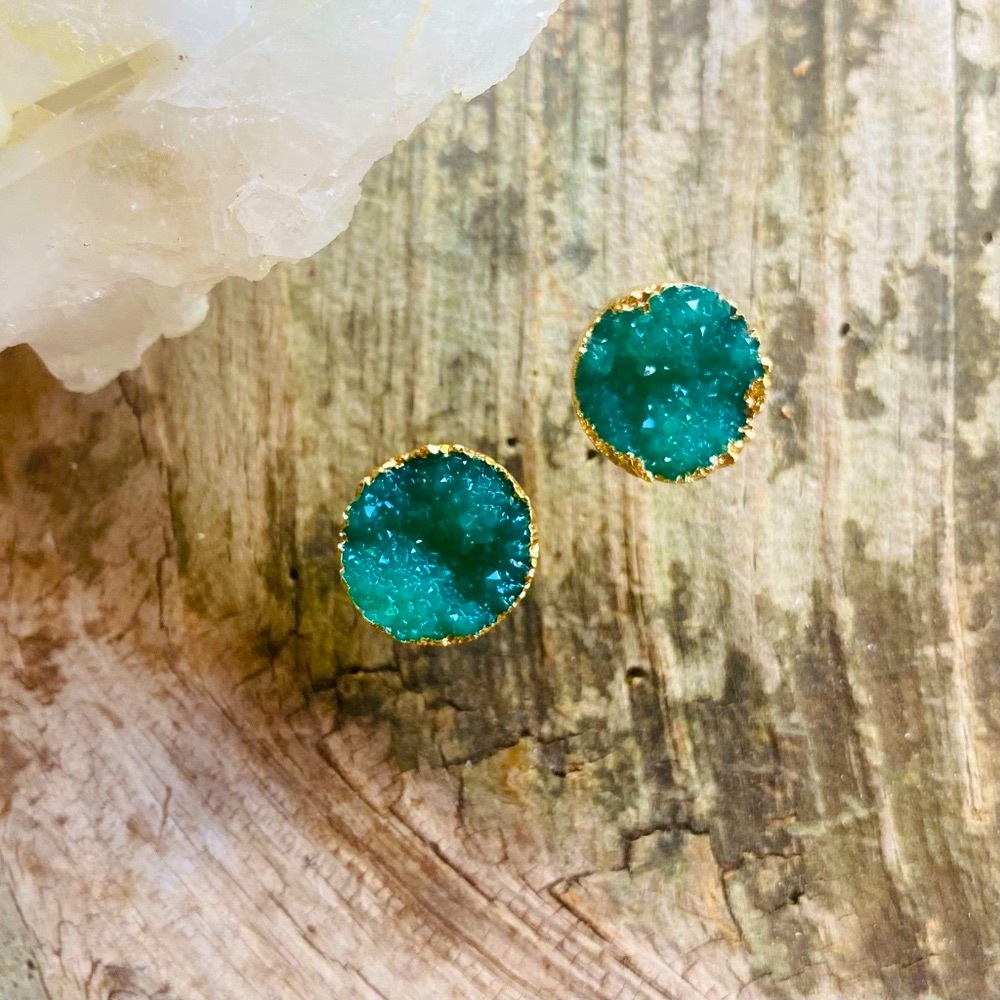 Anthro Druzy Quartz Stud Earrings in Peacock - Picture 2 of 5